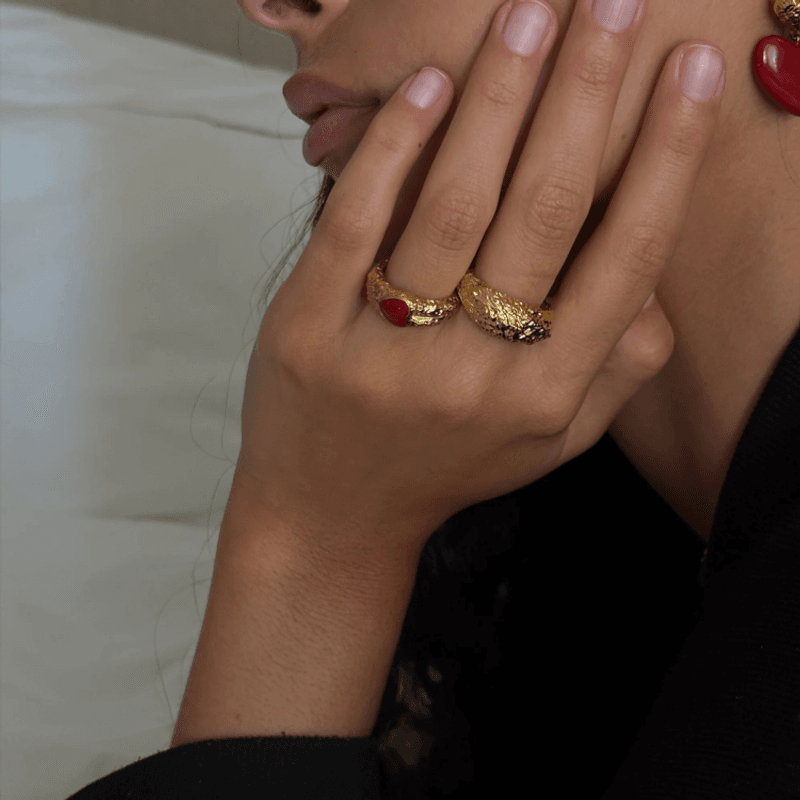 Scarlet Heart Ring gold