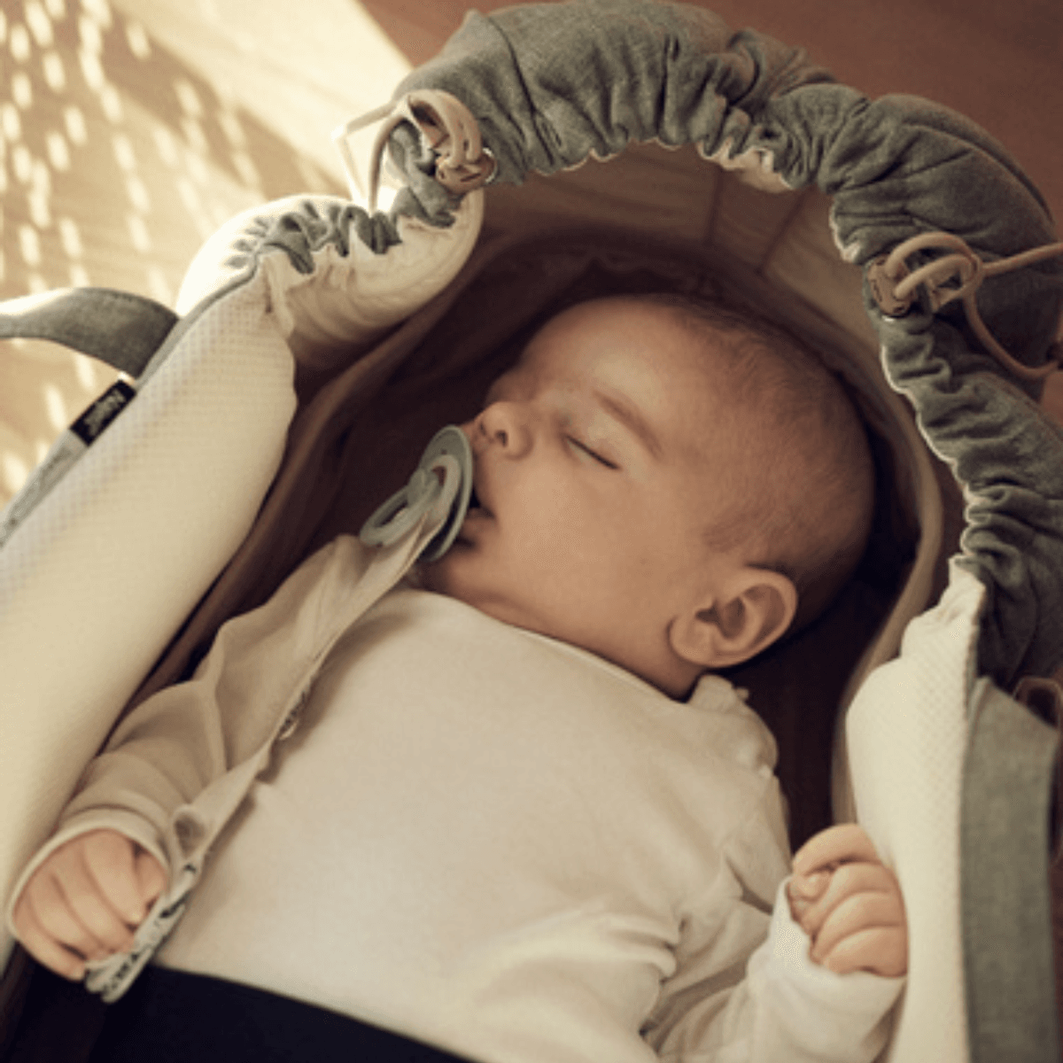 Najell Vanntett madrasstrekk SleepCarrier - Beige Linen
