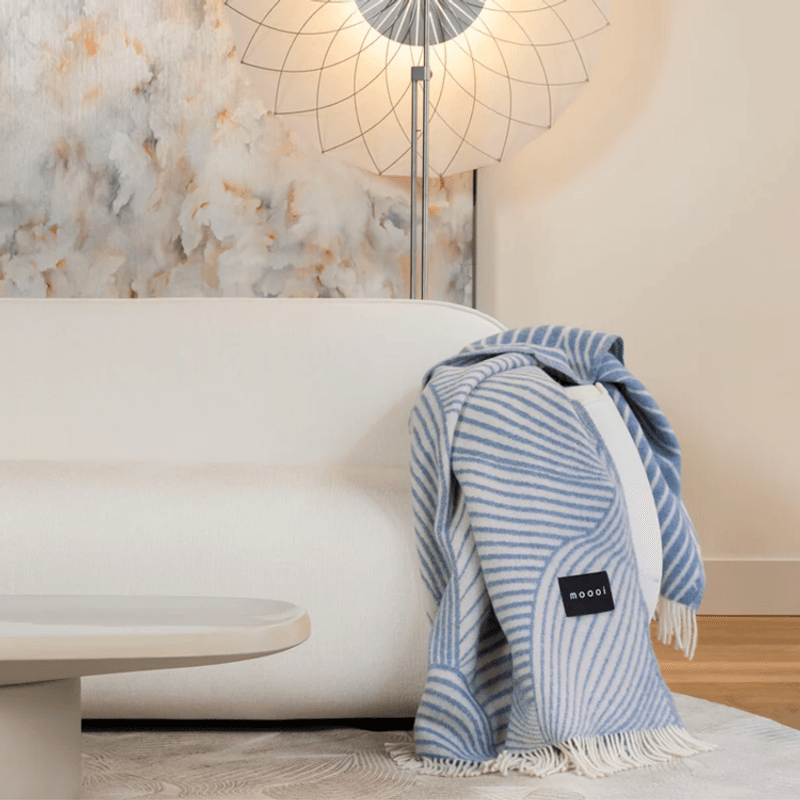 Rough Stripe ullpledd - Techno Bee Blanket Denim Cream