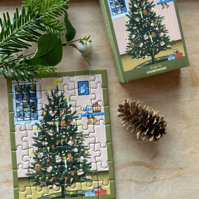 Hovedbilde GLOWING CHRISTMAS TREE Mini Puslespill – 42 ...