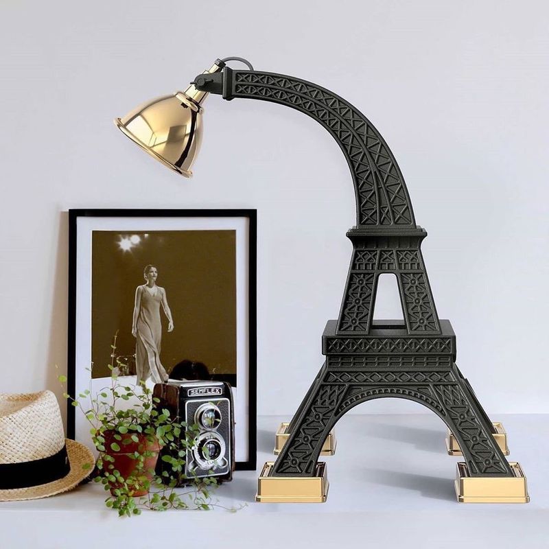 Paris black M