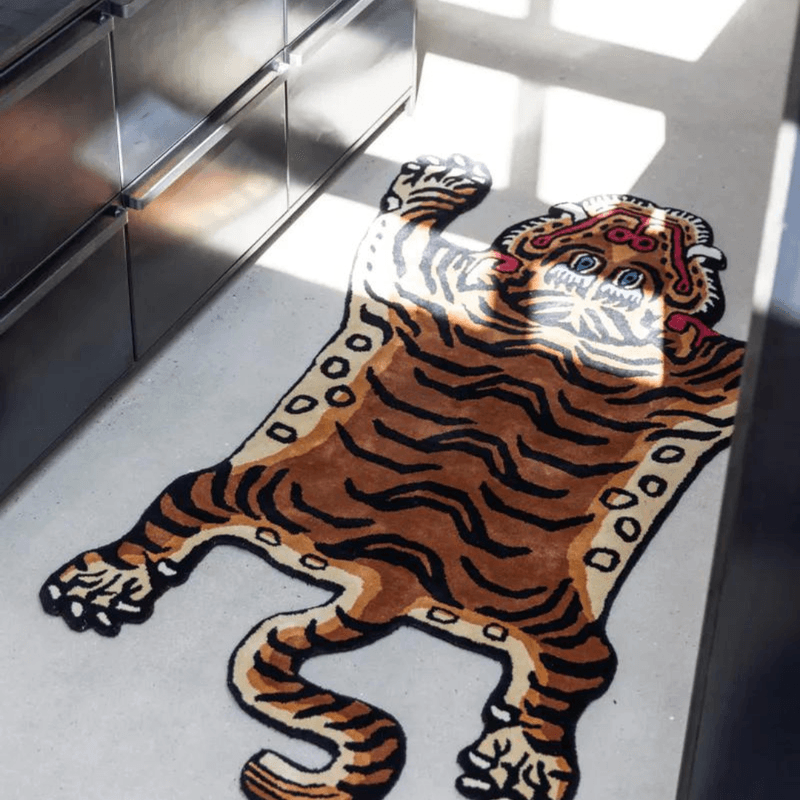Tiger Rug Large